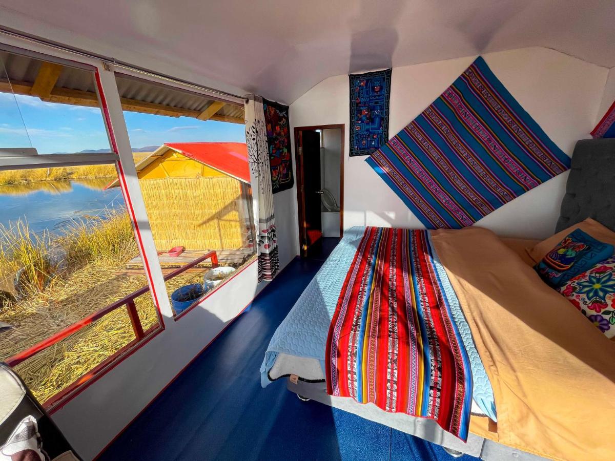 Vip Flotante Villa Puno Luaran gambar